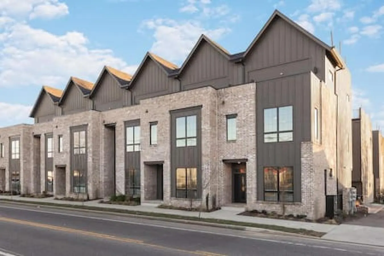 Holiday home Modern Home With Large Patio Plus Rooftop Deck And Garage Nashville