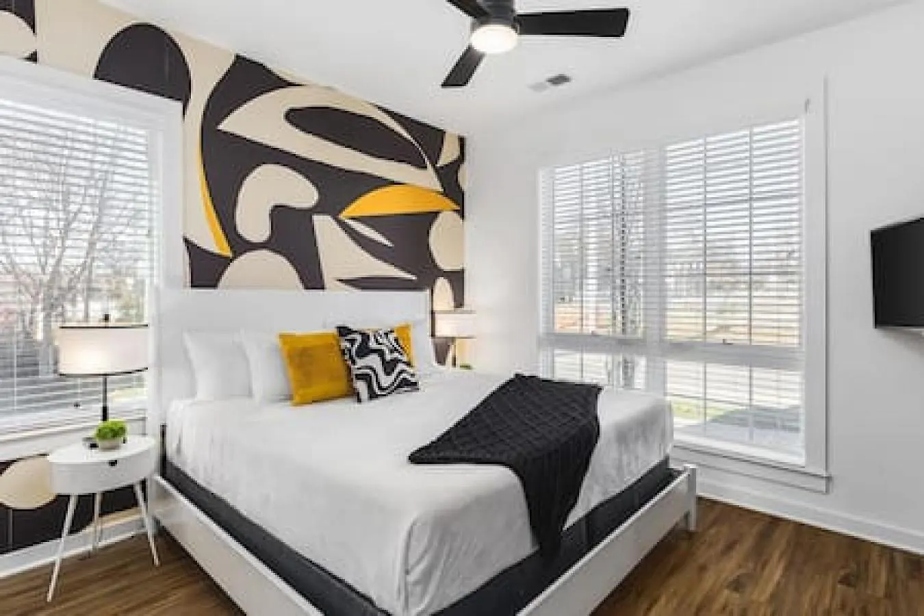 Modern Home With Large Patio Plus Rooftop Deck And Garage Nashville 0*,